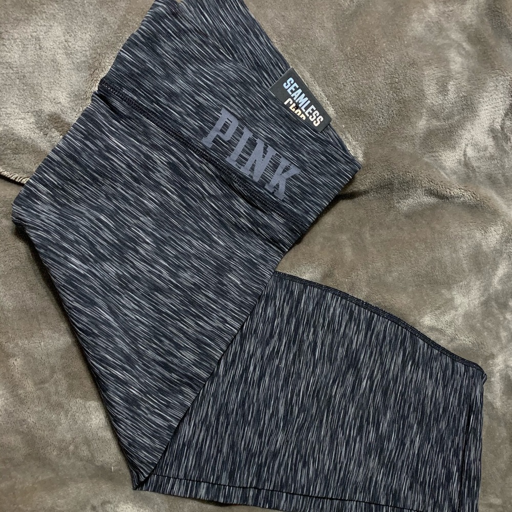 Seamless crop workout legging